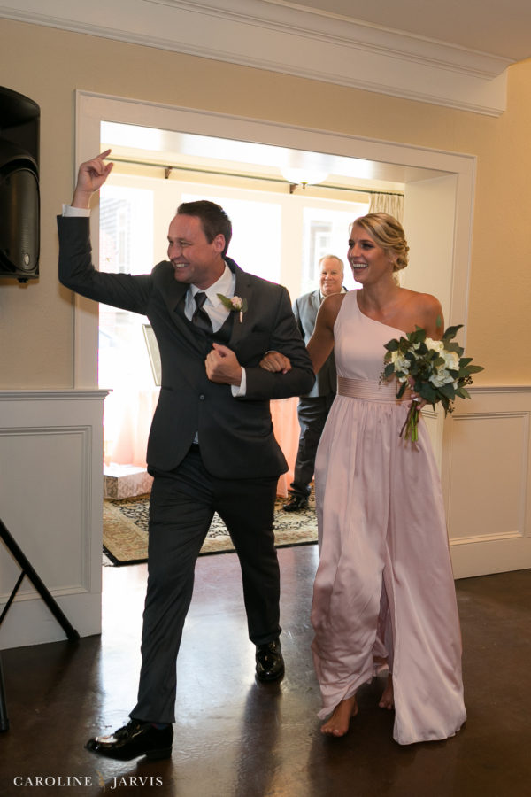 108 Budleigh Wedding in Manteo, NC - Mr. & Mrs. Wood by Caroline Jarvis Photography 2-April 29, 2017584