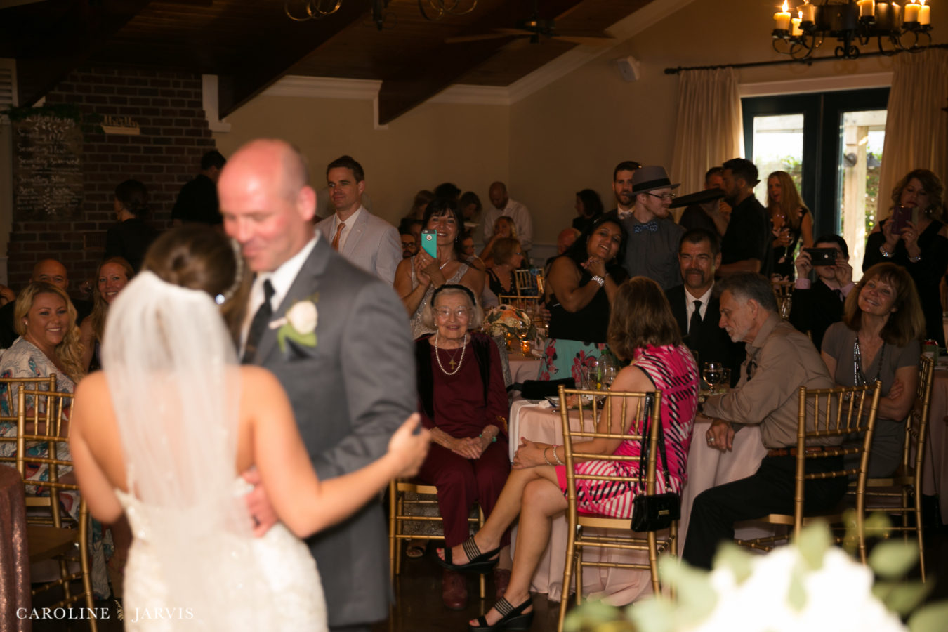 108 Budleigh Wedding in Manteo, NC - Mr. & Mrs. Wood by Caroline Jarvis Photography 3-April 29, 20171465