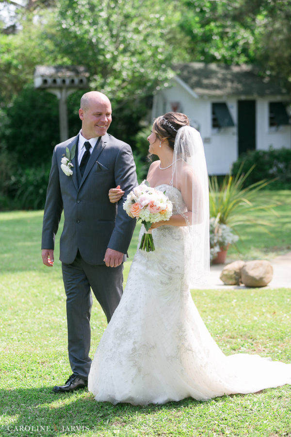 108 Budleigh Wedding in Manteo, NC - Mr. & Mrs. Wood by Caroline Jarvis Photography 3-April 29, 2017454