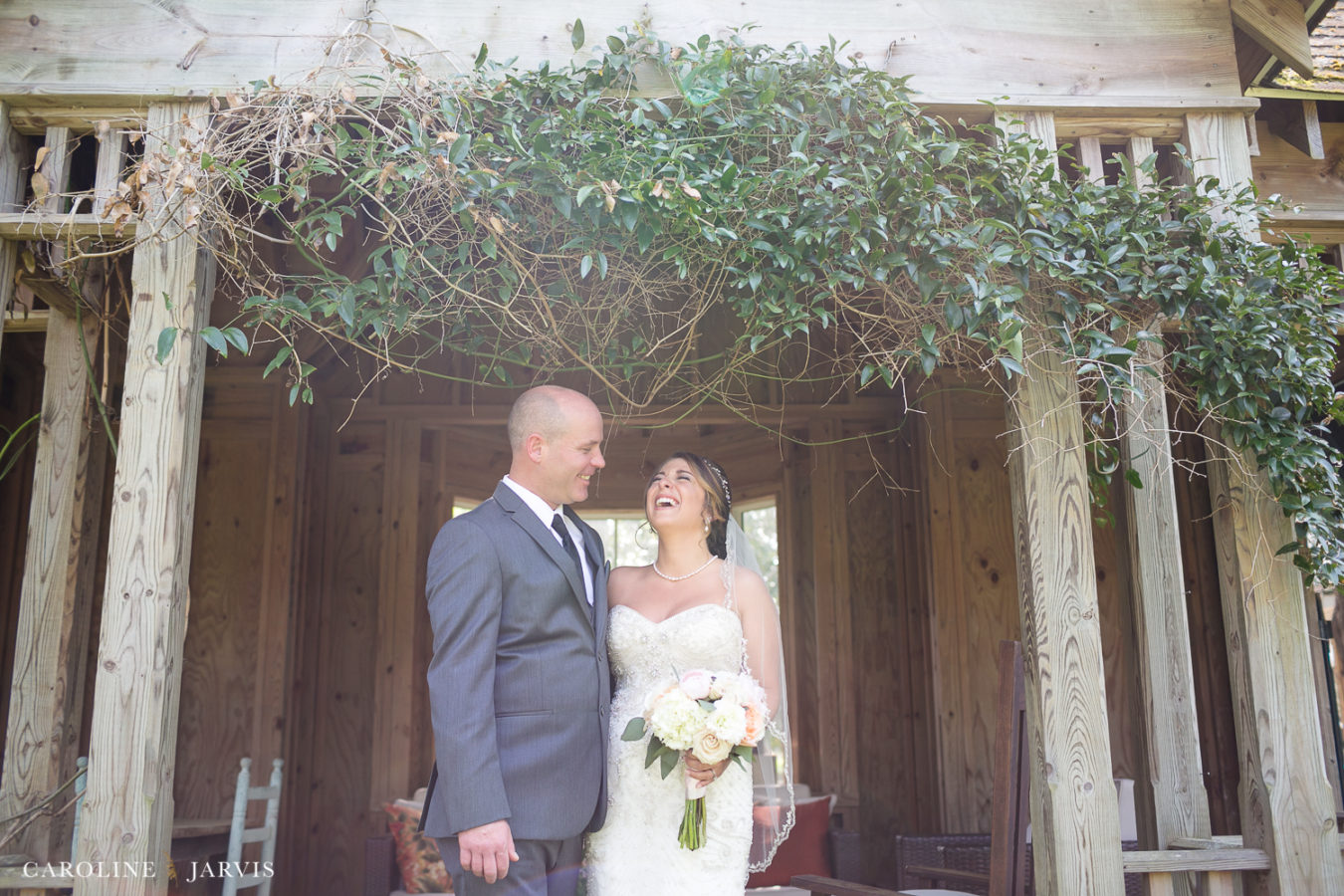 108 Budleigh Wedding in Manteo, NC - Mr. & Mrs. Wood by Caroline Jarvis Photography-April 29, 20171066