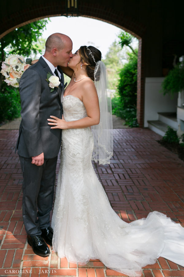 108 Budleigh Wedding in Manteo, NC - Mr. & Mrs. Wood by Caroline Jarvis Photography-April 29, 2017744