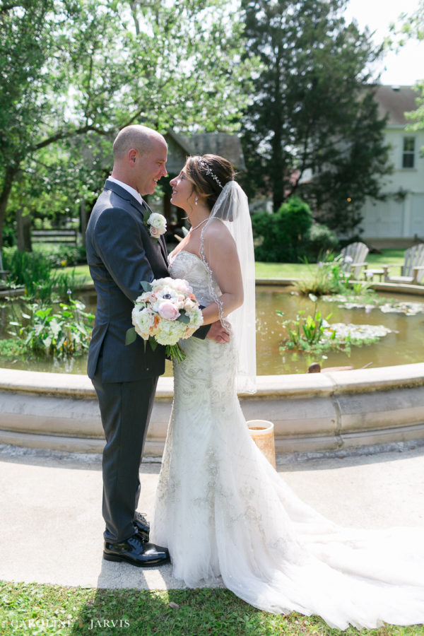 108 Budleigh Wedding in Manteo, NC - Mr. & Mrs. Wood by Caroline Jarvis Photography-April 29, 2017911