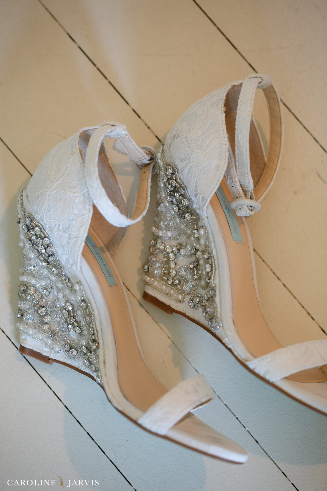 Ocracoke Island Wedding by Caroline Jarvis Photography - Aiken_Wedding1_00234