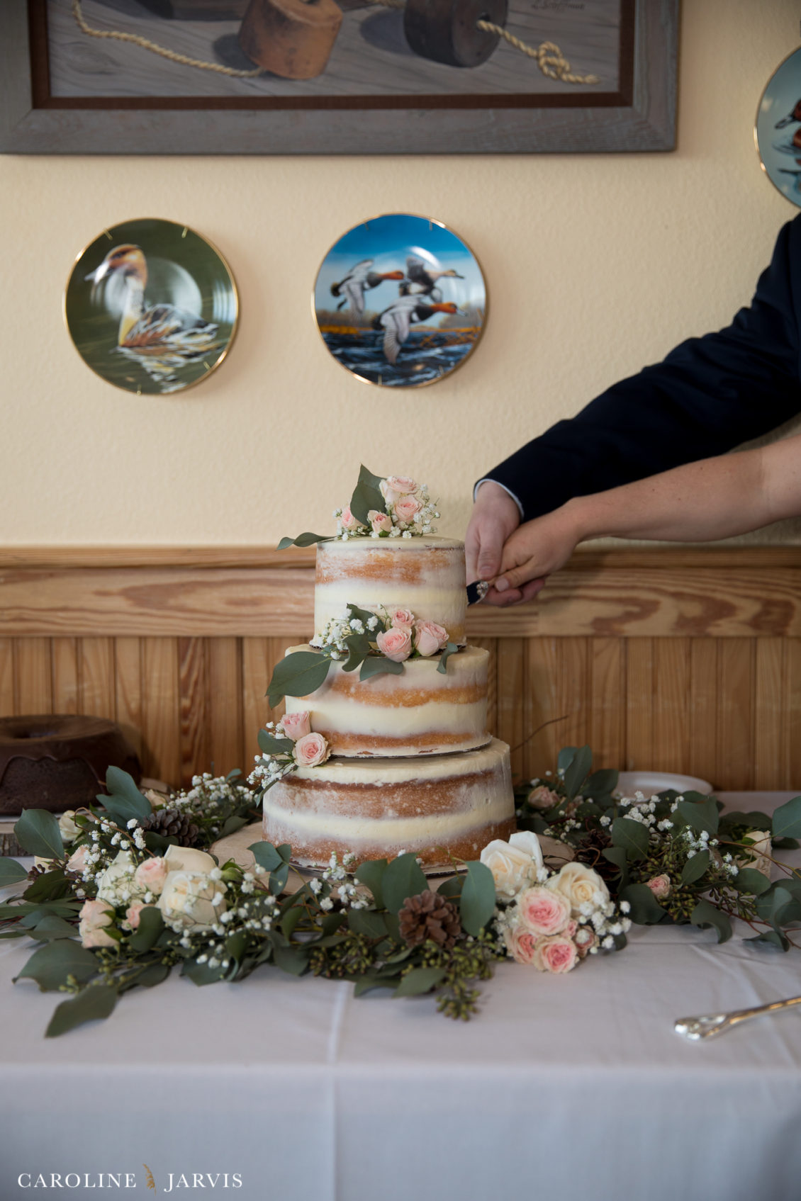 Elizabethan_Gardens_Wedding_by_Caroline_Jarvis_Photography_2-April 21, 2018476