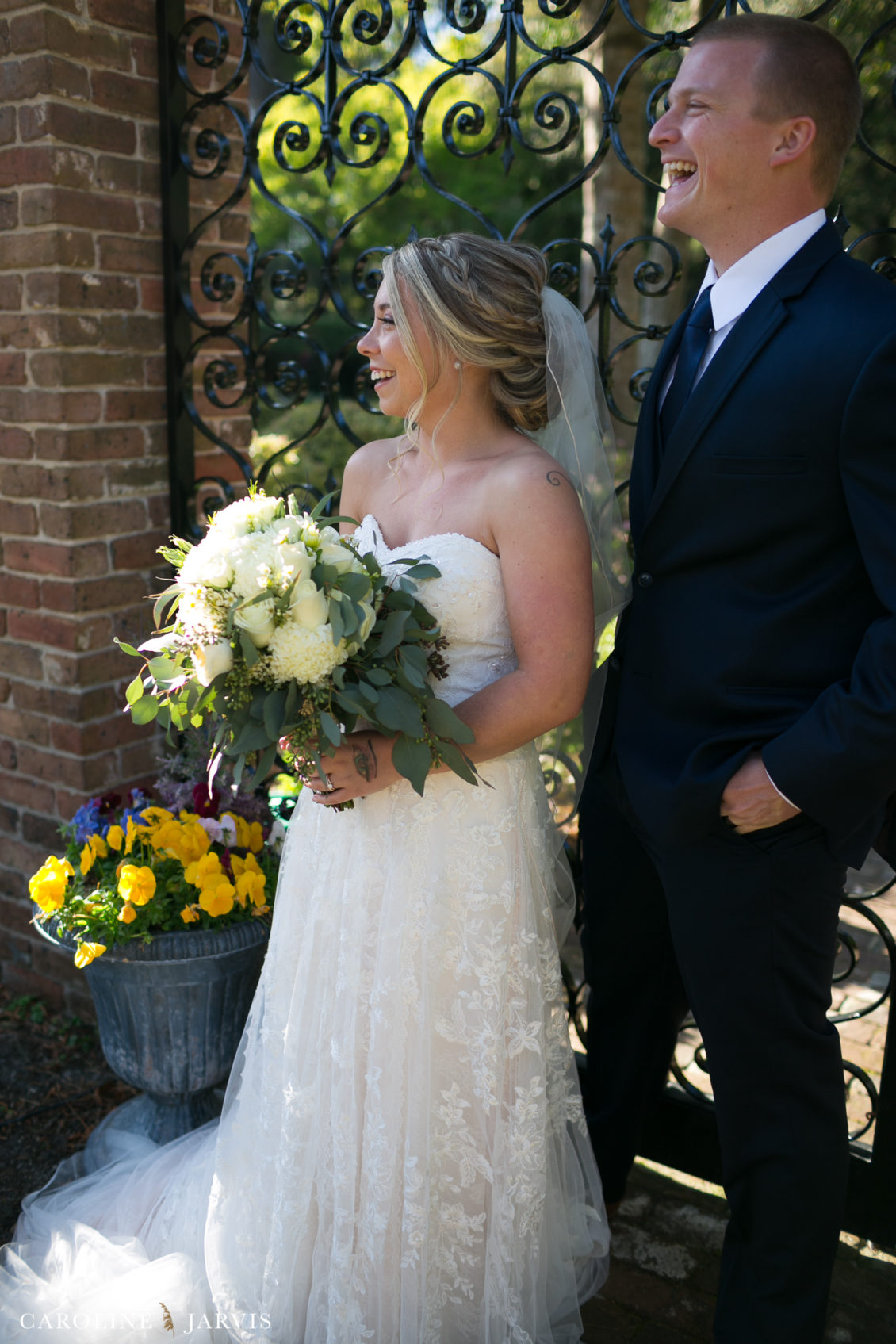 Elizabethan_Gardens_Wedding_by_Caroline_Jarvis_Photography_Mr_&_Mrs_Stowe-April 21, 20181417