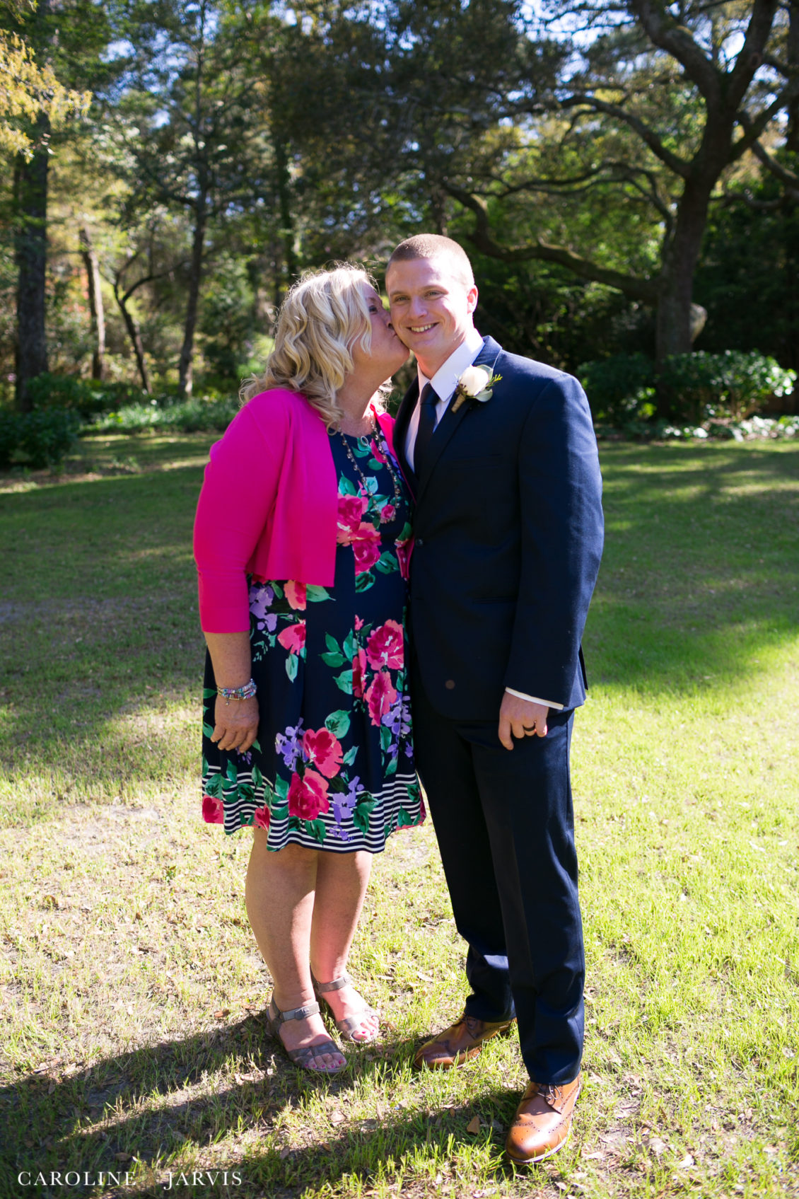 Elizabethan_Gardens_Wedding_by_Caroline_Jarvis_Photography_Mr_&_Mrs_Stowe-April 21, 2018824