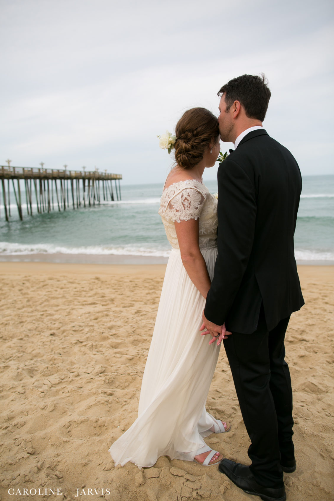 Kitty_Hawk_Pier_Wedding_by_Caroline_Jarvis_Photography_Hubbard1-May 05, 20181501