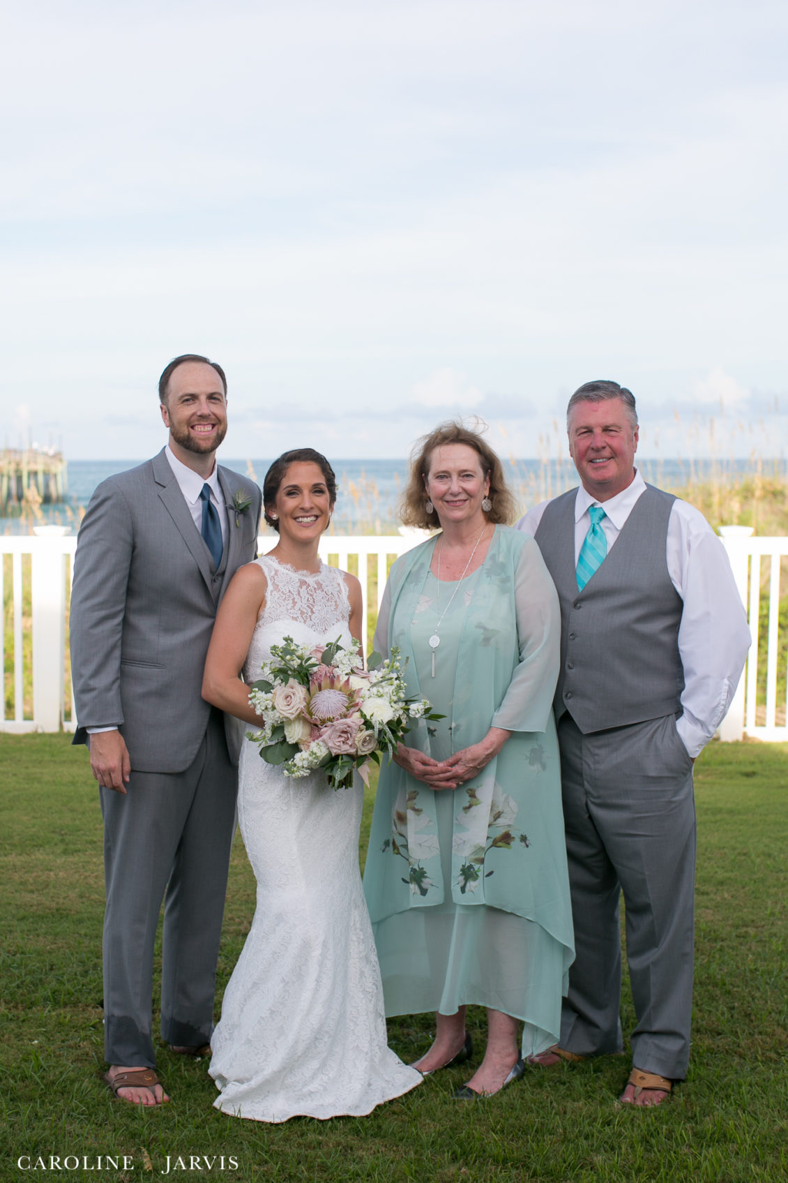 Koru_Beach_Klub_Wedding_by_Caroline_Jarvis_Photography_Cortney_Chris1-September 08, 20181517